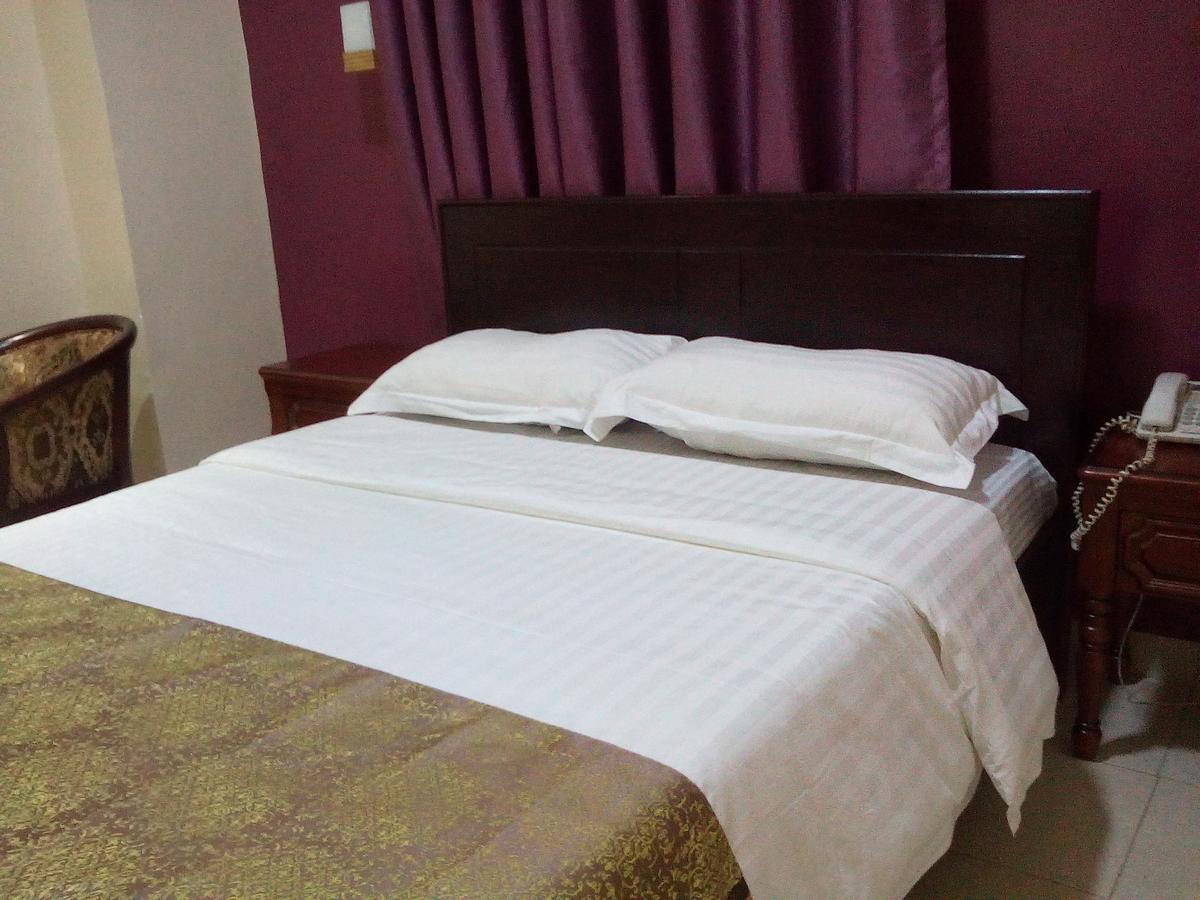 Diamonds Hotel Kampala Eksteriør bilde