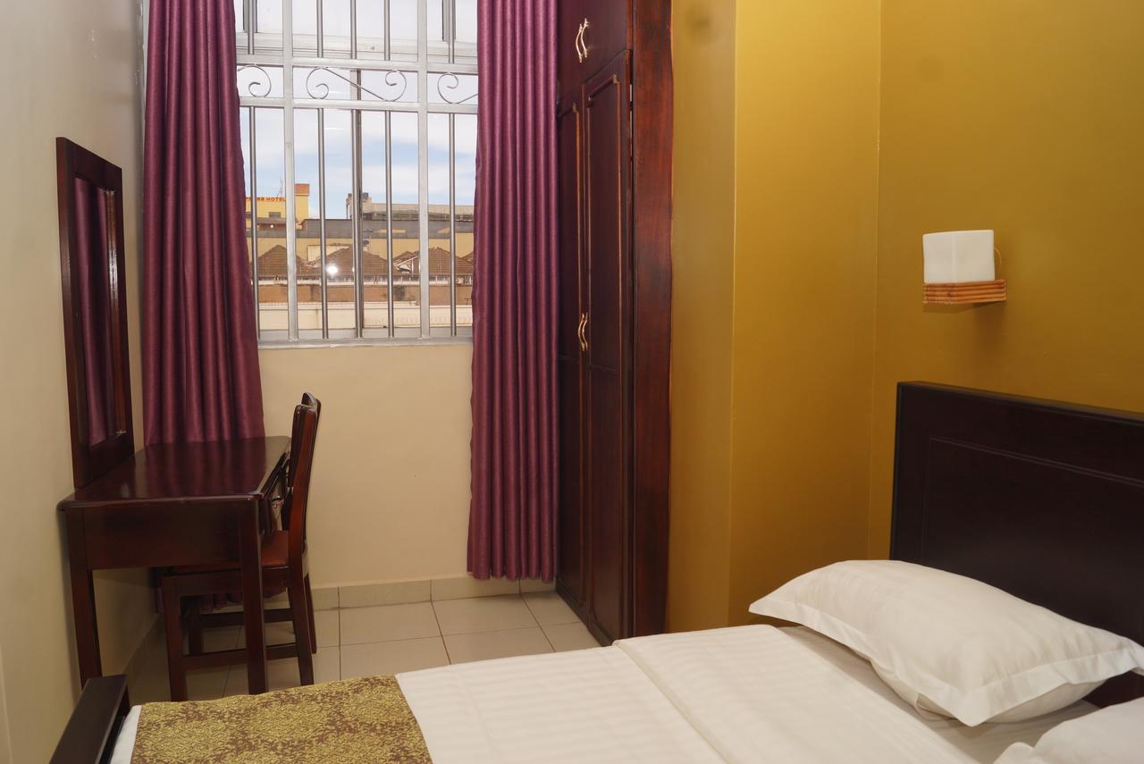 Diamonds Hotel Kampala Eksteriør bilde