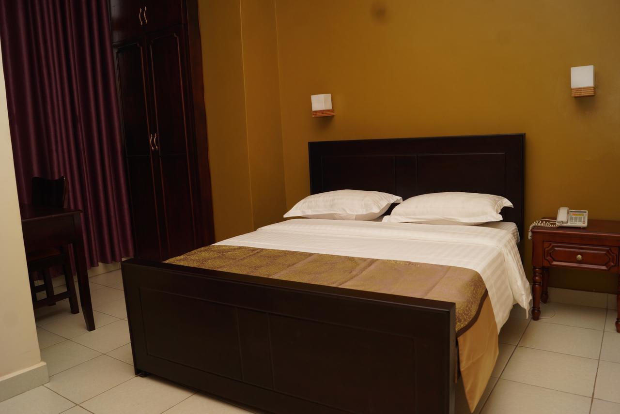 Diamonds Hotel Kampala Eksteriør bilde