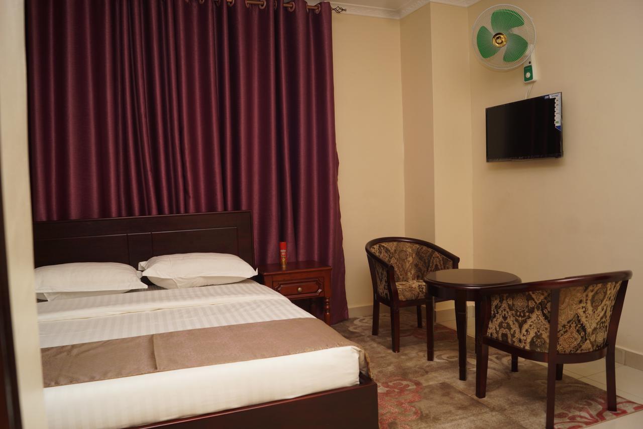 Diamonds Hotel Kampala Eksteriør bilde