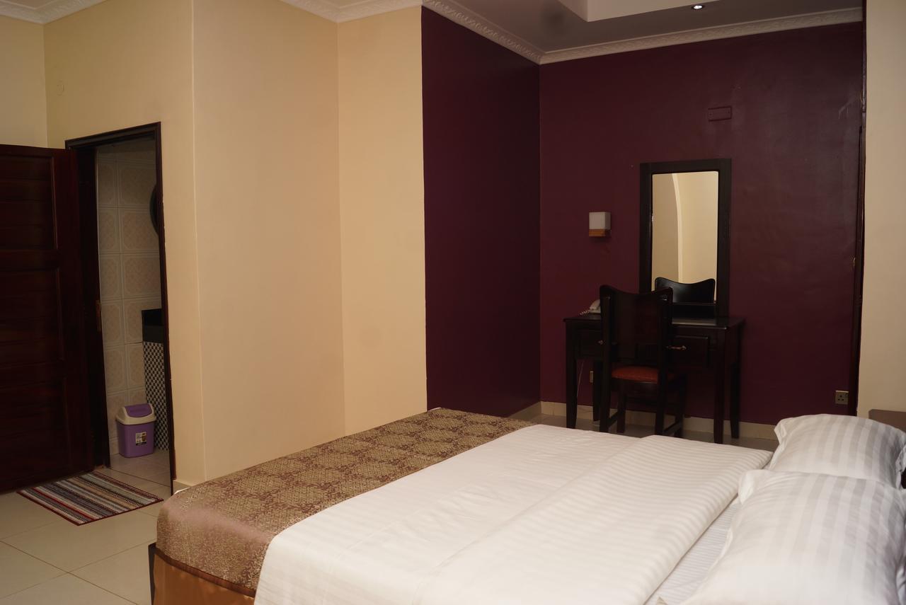 Diamonds Hotel Kampala Eksteriør bilde