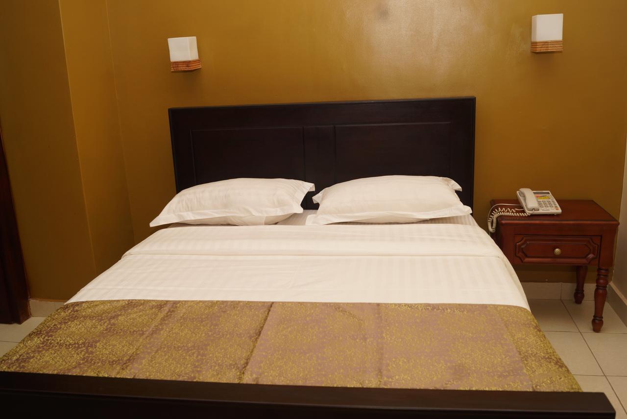 Diamonds Hotel Kampala Eksteriør bilde