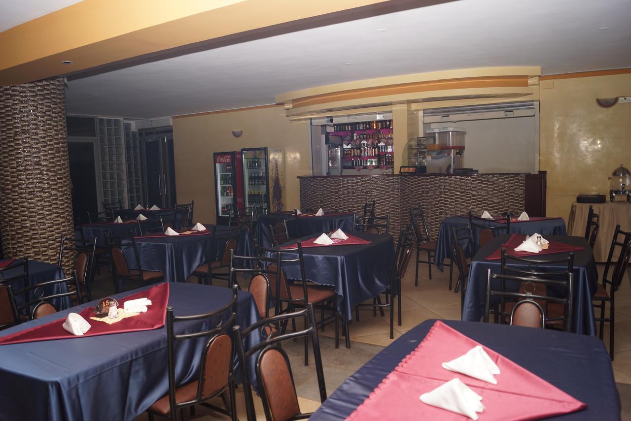 Diamonds Hotel Kampala Eksteriør bilde