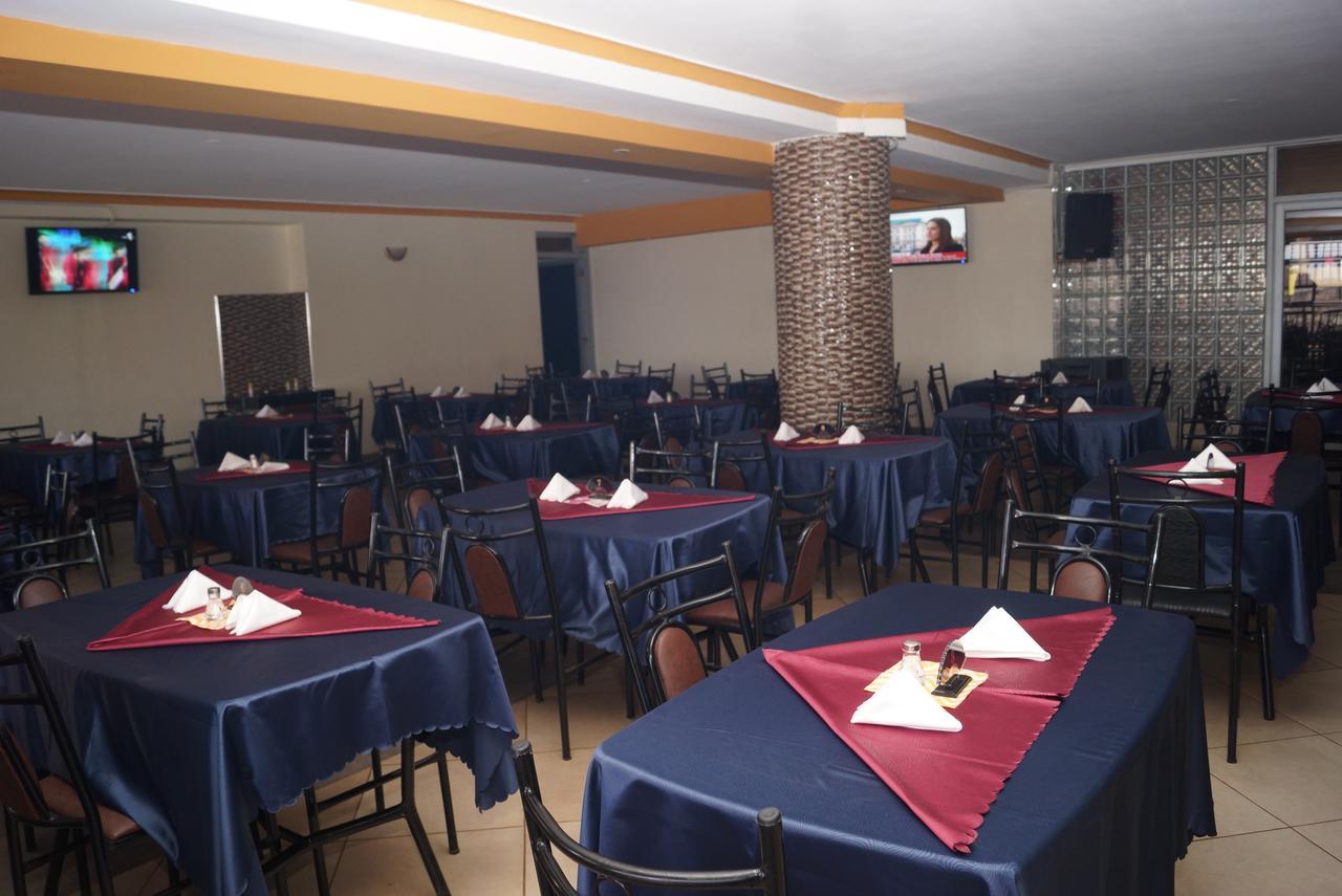 Diamonds Hotel Kampala Eksteriør bilde