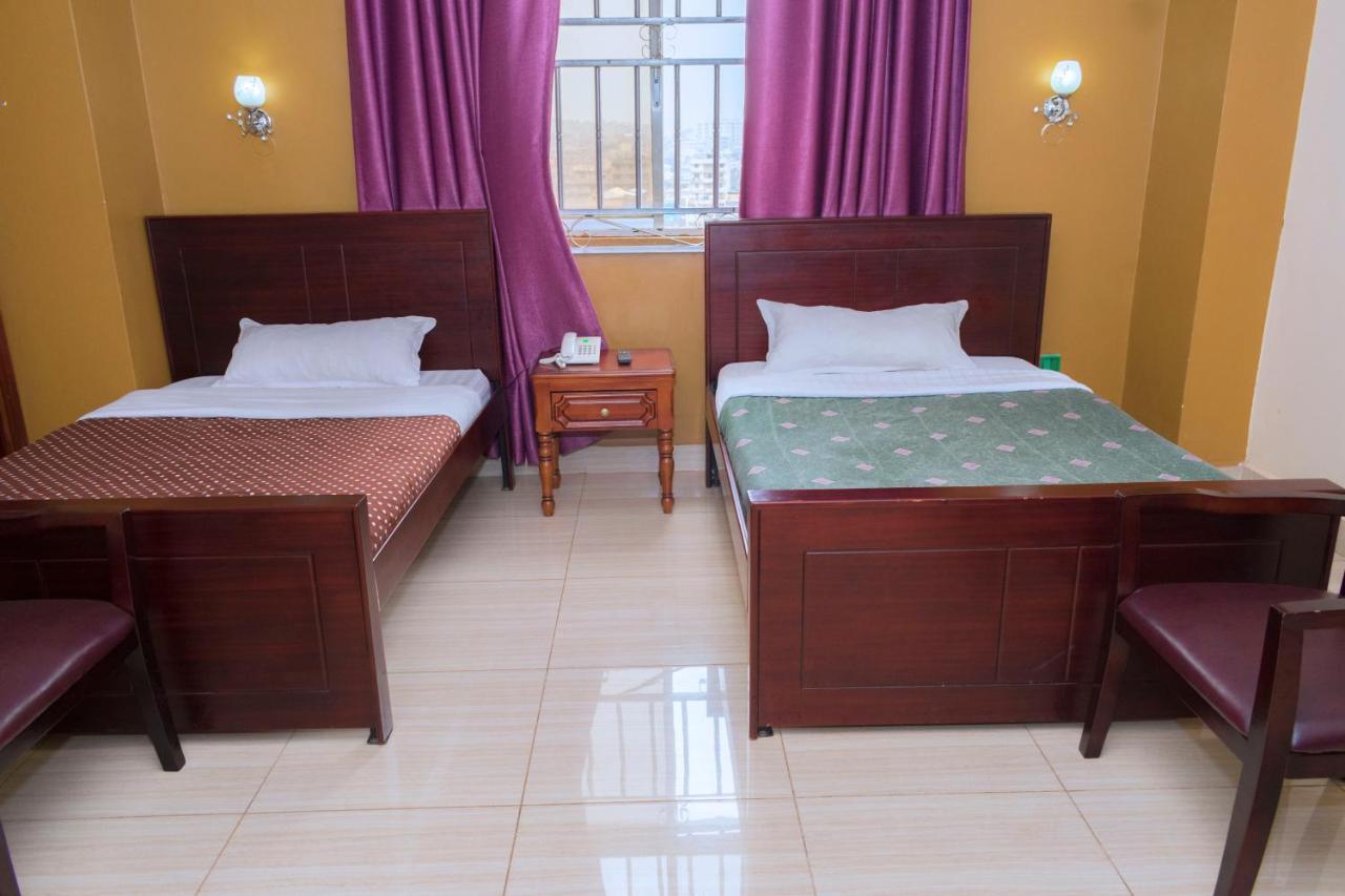 Diamonds Hotel Kampala Eksteriør bilde
