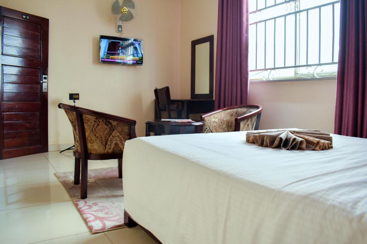 Diamonds Hotel Kampala Eksteriør bilde