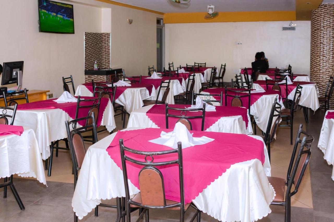 Diamonds Hotel Kampala Eksteriør bilde