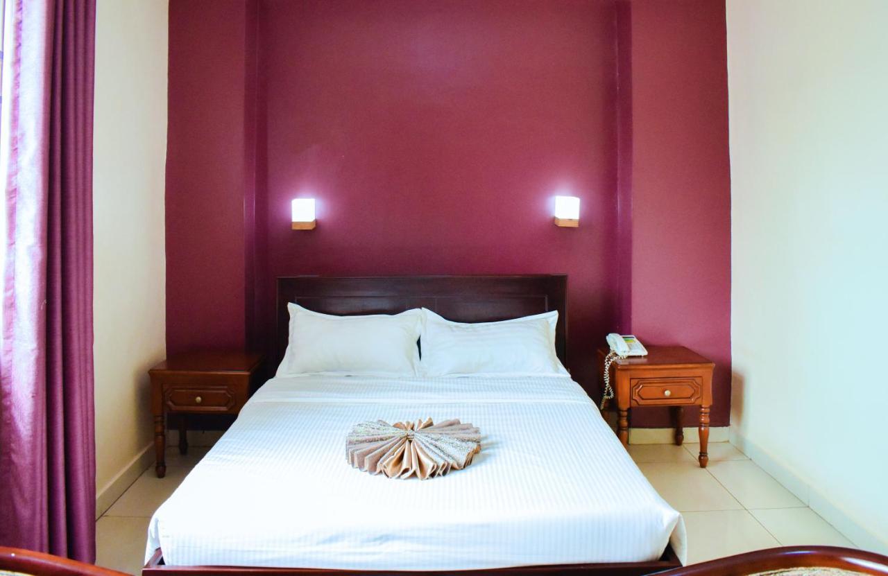 Diamonds Hotel Kampala Eksteriør bilde